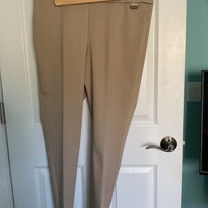 Women’s Calvin Klein pants stretch pull ons.